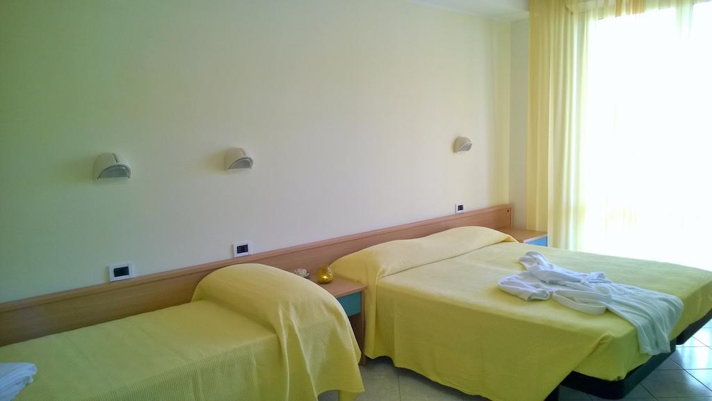 Hotel Paola Garden - Nuova Gestione Bellariva Di Rimini Rom bilde