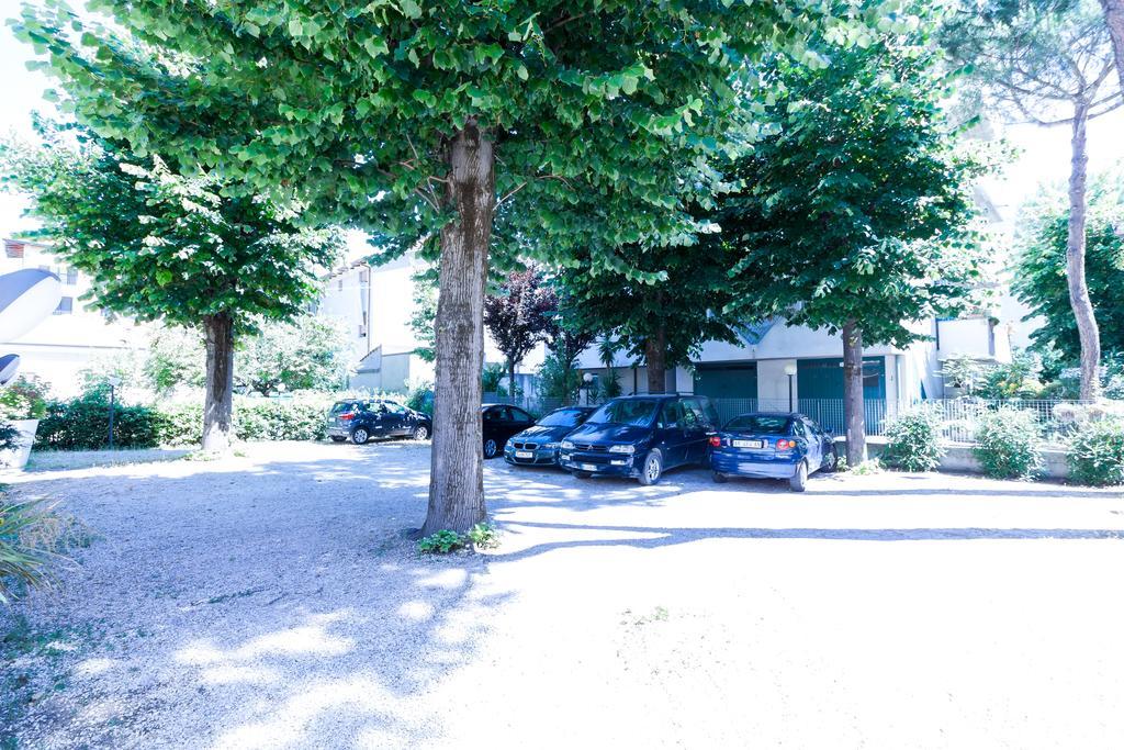 Hotel Paola Garden - Nuova Gestione Bellariva Di Rimini Eksteriør bilde